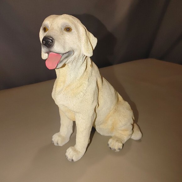 Vintage Yellow Labrador Dog Figurine 9 inches Painted Resin Collectible Statue - Picture 8 of 8